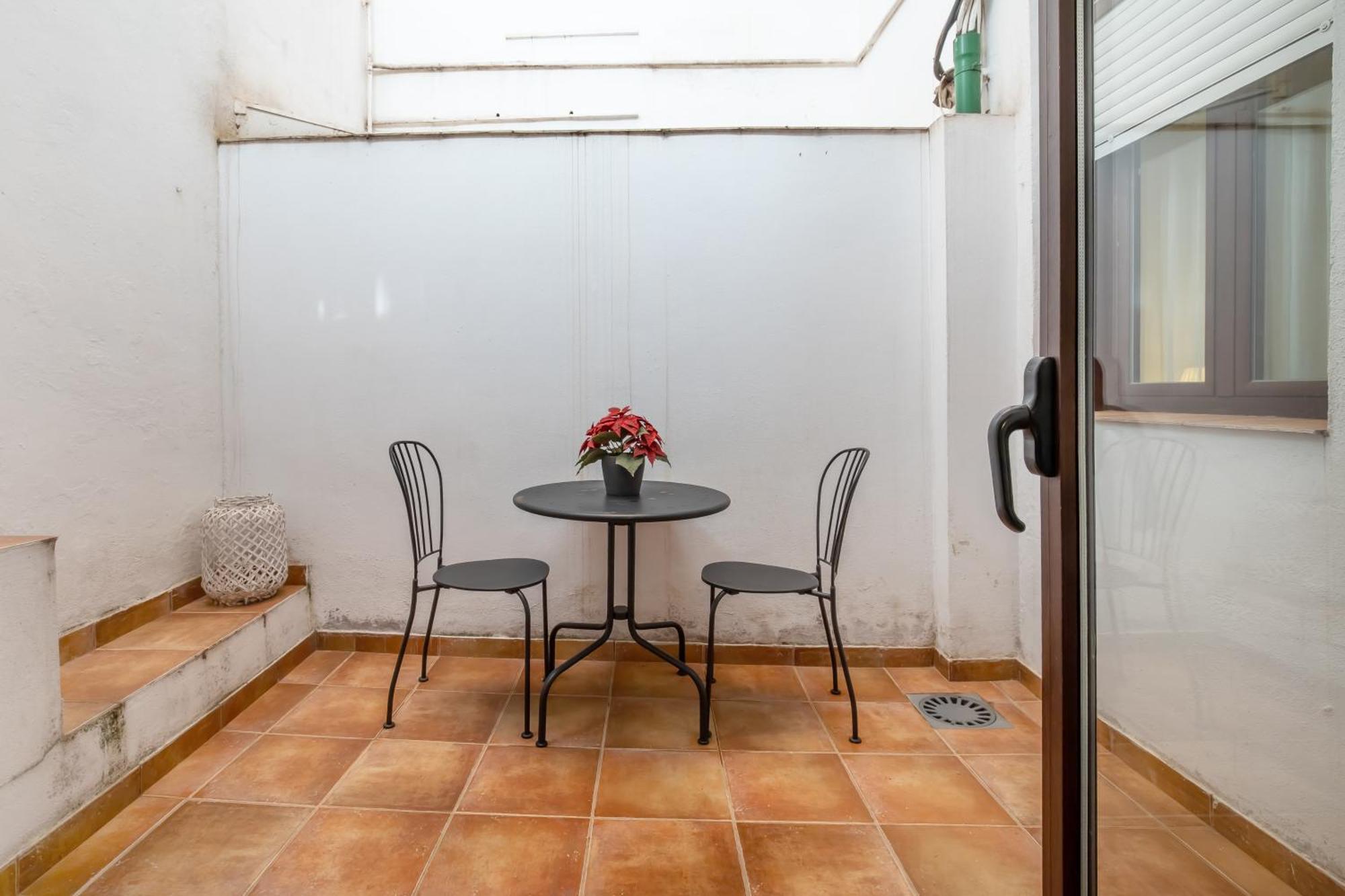 Encanto En La Juderia: Apartamento Con Patio Cordoba Exterior photo